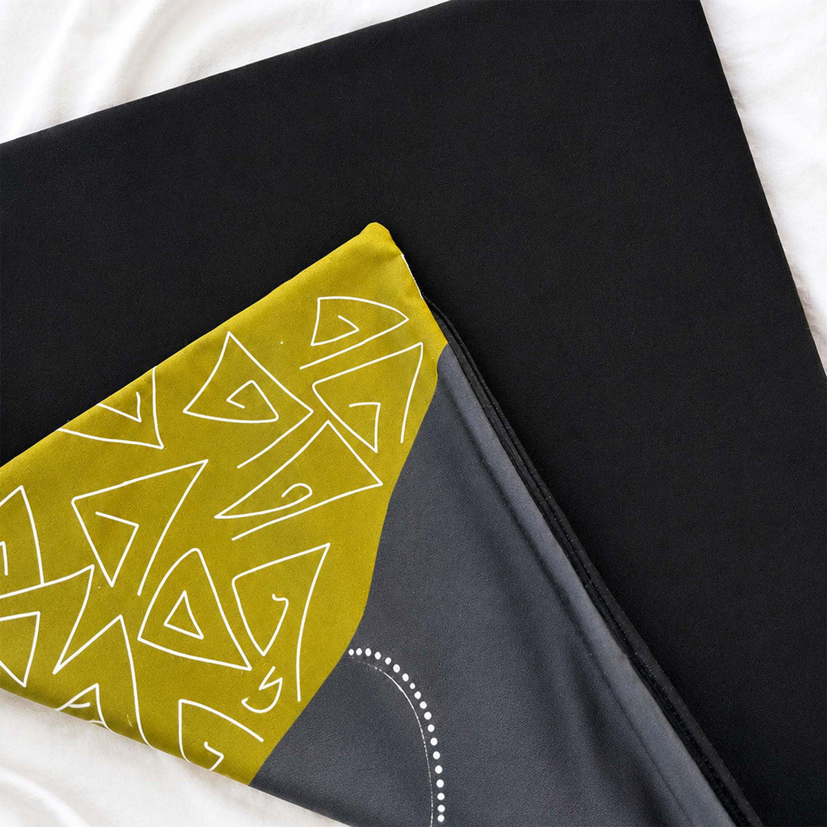 Tribal Woman Reigns Afrocentric hand-crafted cushion cover in Khaki Green